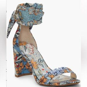 Jessica Simpson heel sandals